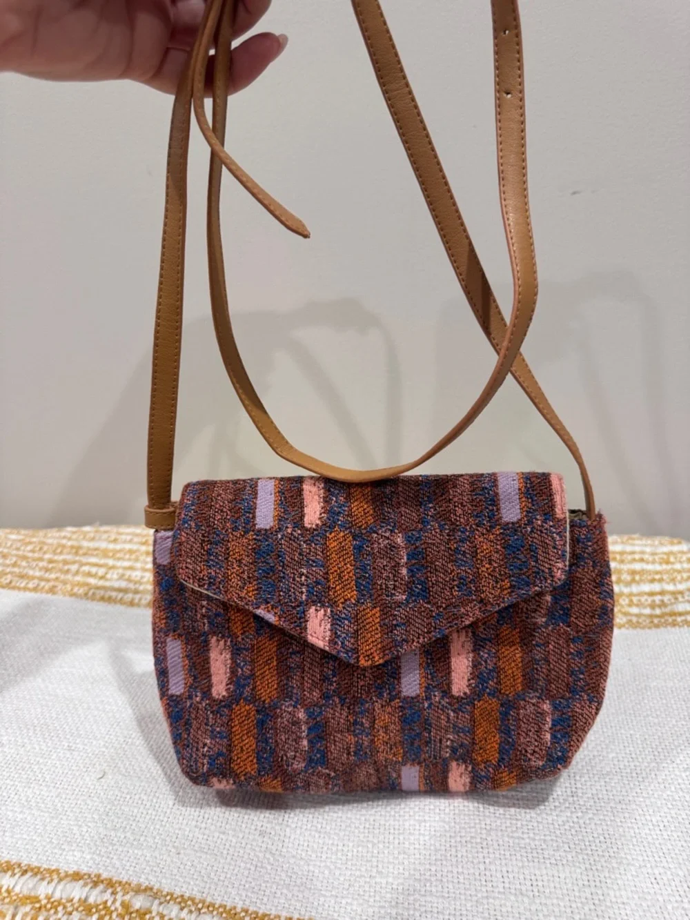 Universal Thread Maroon Orange Blue Pink Jacquard Envelope‎ Crossbody Bag